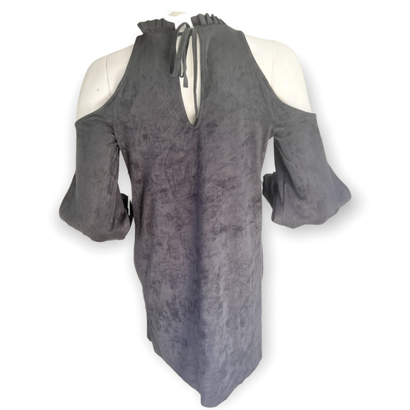 𝅺kensie Peekaboo Shoulder Tunic Dress - Picture 6 of 12